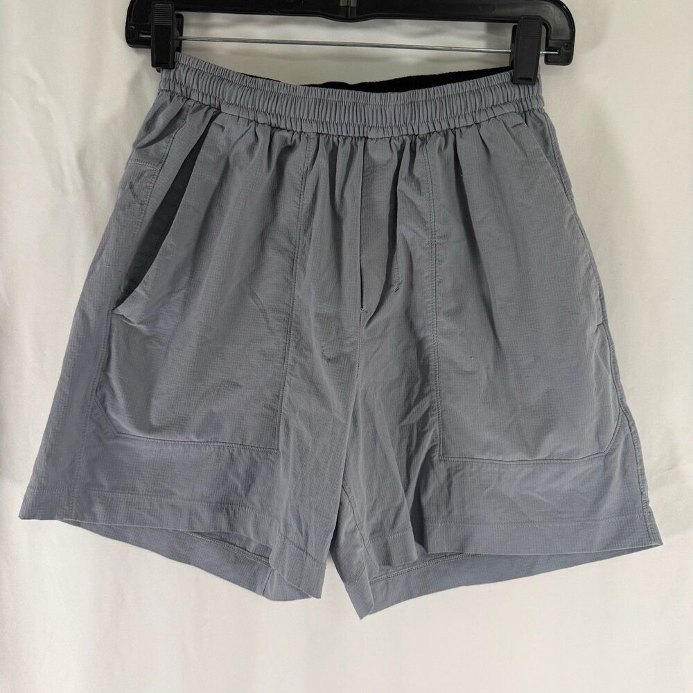 Lululemon Bowline Shorts Men's XS Grey Pull On Drawstring Zip Pockets 5" Inseam